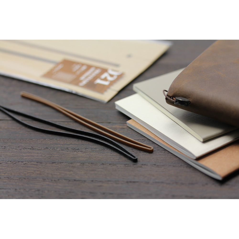 TRAVELER'S notebook 021 Connecting Rubber Band (Regular Size)