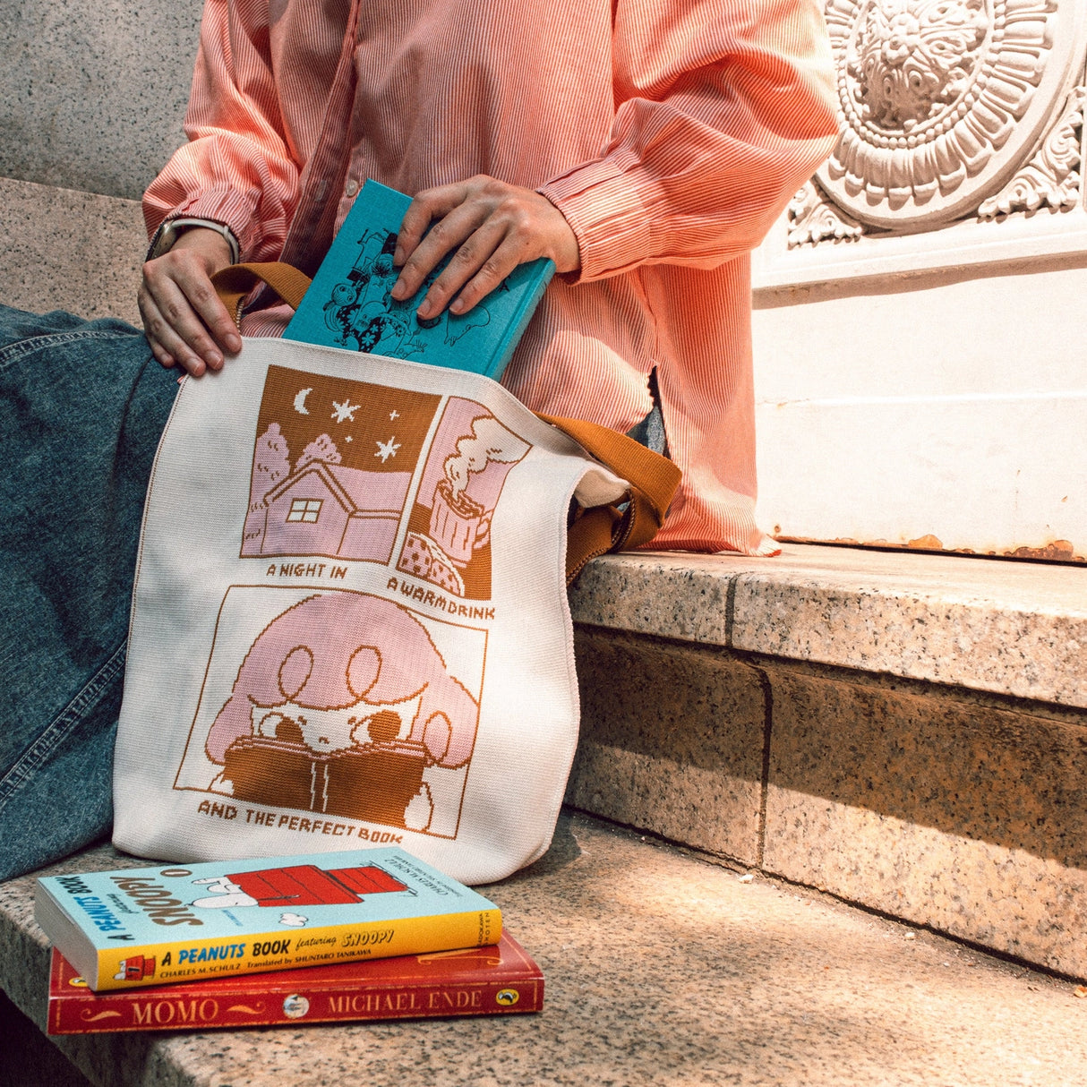 Made in collaboration with KNT365, this bag is made from recycled materials and is a great statement piece for your outfit! The book collection is perfect for book lovers of all kinds, whether you love fiction, non-fiction, or picture books. 📚
Recycled polyester (one tote bag is made from approximately 2 recycled plastic bottles)
31 x 31cm, gusset 30 x 11cm, shoulder strap 75cm
Easily clean the bag by tossing it into the washing machine (laundry net recommended)
Wrinkle free, so feel free to fold away whe