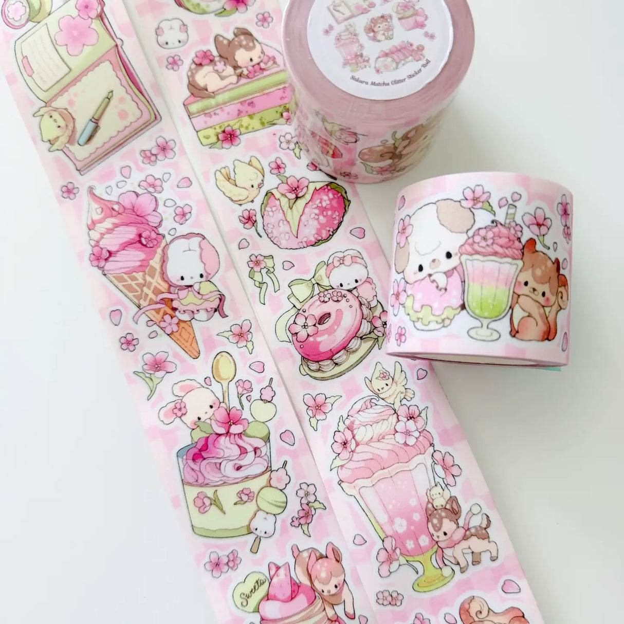 Decorate your journal spreads with this adorable kisscut sticker roll featuring a sparkling glitter texture lamination for an extra magical touch! Perfect for planners, scrapbooking, happy mail, and cozy stationery setups.
Product details:
50mm x 5m (repeat is 800mm)
Vinyl Matte with glitter sand lamination