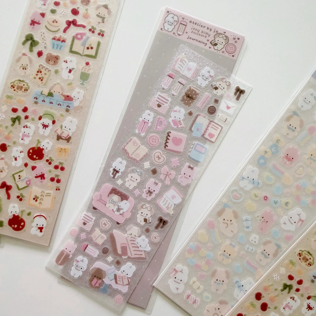 Atelier by Jo Small Sticker Sheet - Pink Journal
Bringing back the nostalgia of tiny deco stickers, these designs are perfect for decorating and filling in small spaces!