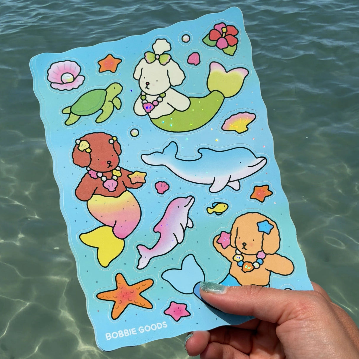 Bobbie Goods Sticker Sheet - Mermaid
19 stickers!
Holographic details
Weatherproof
Gloss finish
Sheet is 5" x 7"