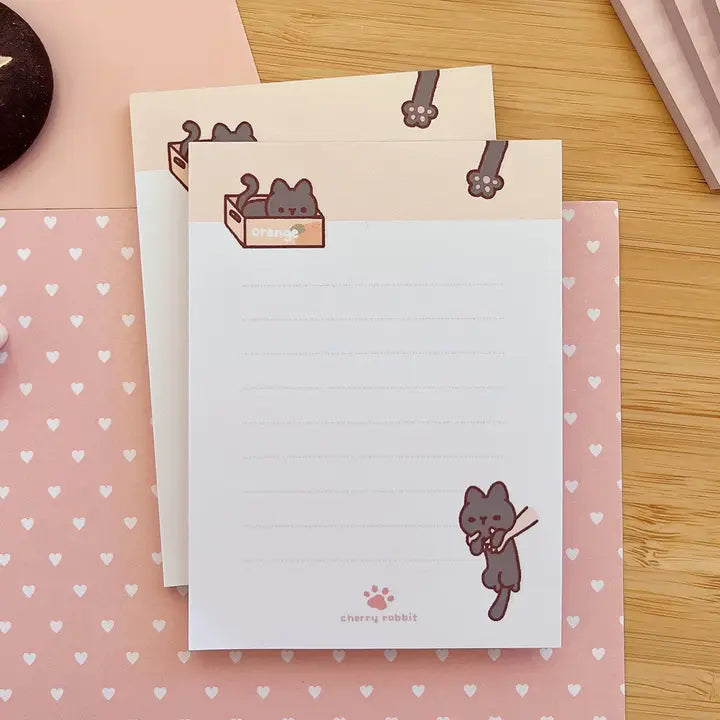 Write down your to do list, grocery list, plants to buy list… whatever kind of list you want! 📝✨
Tear-able sheets
50 sheets per pad
Size: 6.5 x 9 cm