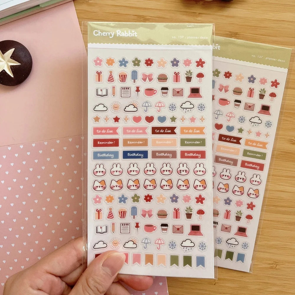 Decorate your planner / diary with these little stickers of japanese sushi !
Kiss cut sticker sheet
1 sheet
Sheet size: 9 x 18 cm
Material: Clear PET
