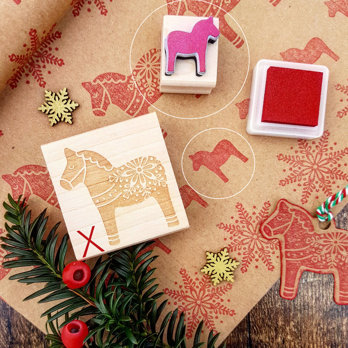 Pequeño sello de goma navideño con forma de caballo de Dala