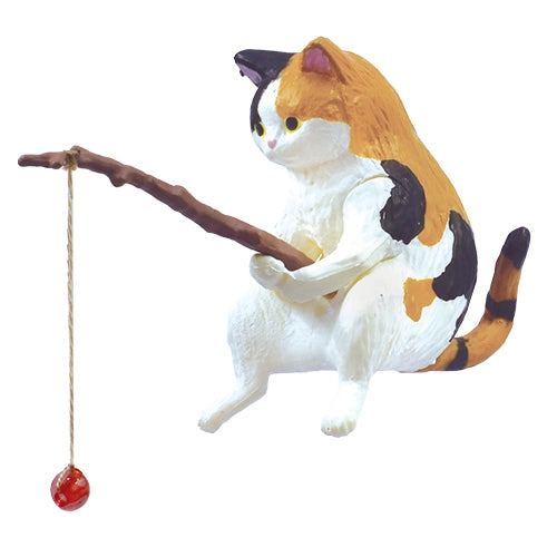 These figures are of cats sitting on a fishing line. They are sitting on the fishing line, looking at the line and relaxing.
Lineup (5 Variants):
Scottish Fold
Calico Cat
Norwegian Forest Cat
Munchkin
Mix