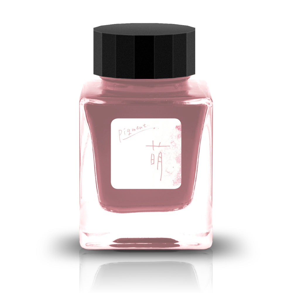 萌 (Moe) Ink
The Fixation collection features deep and saturated waterproof fountain pen inks. The colors featured in this collection are inspired by and named after Japanese culture and nature.
RGB: 227, 178, 180
Pink
30ml
Waterproof Pigment