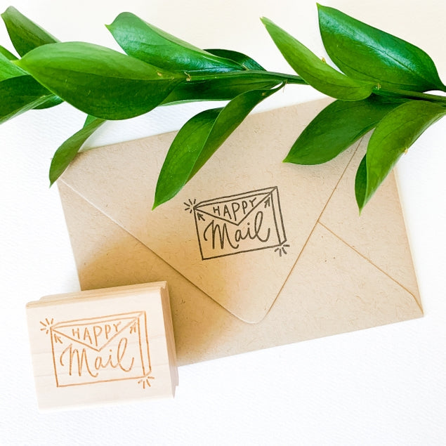 Sello de goma con mensaje de correo feliz