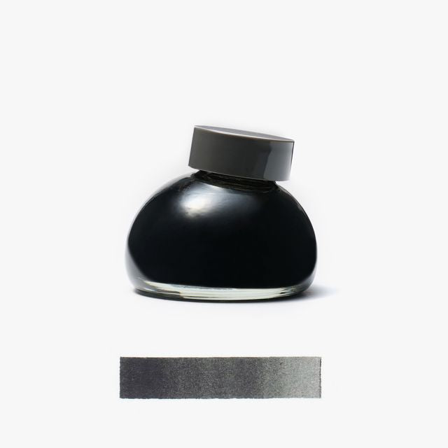 Functional tools for a lifetime of use. Our writing tools are designed to become your companions, developing personal character through the journey of ownership. The simple yet charming glass bottle has been designed for seamless use, creating a bottled ink that's bound to inspire writing with joy.
Once dry, our pigment inks are water resistant and lightfast to ensure your special message stands the test of time. The original bottle has been designed for ease of refill with any pen, while effortlessly bala