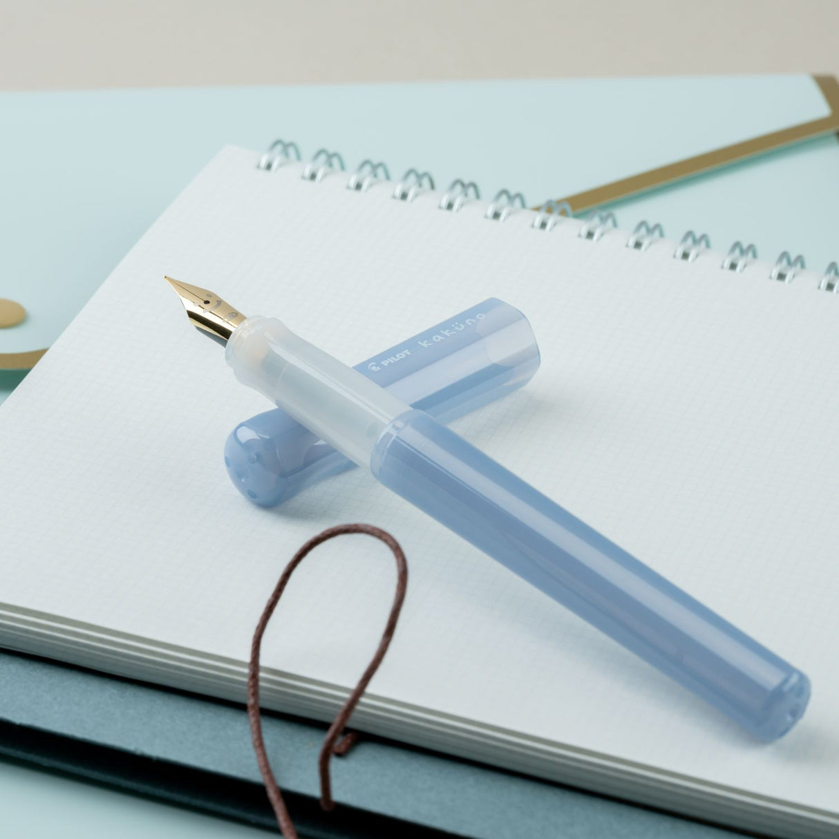 Pilot Kakuno Madoromi Fountain Pen - Periwinkle