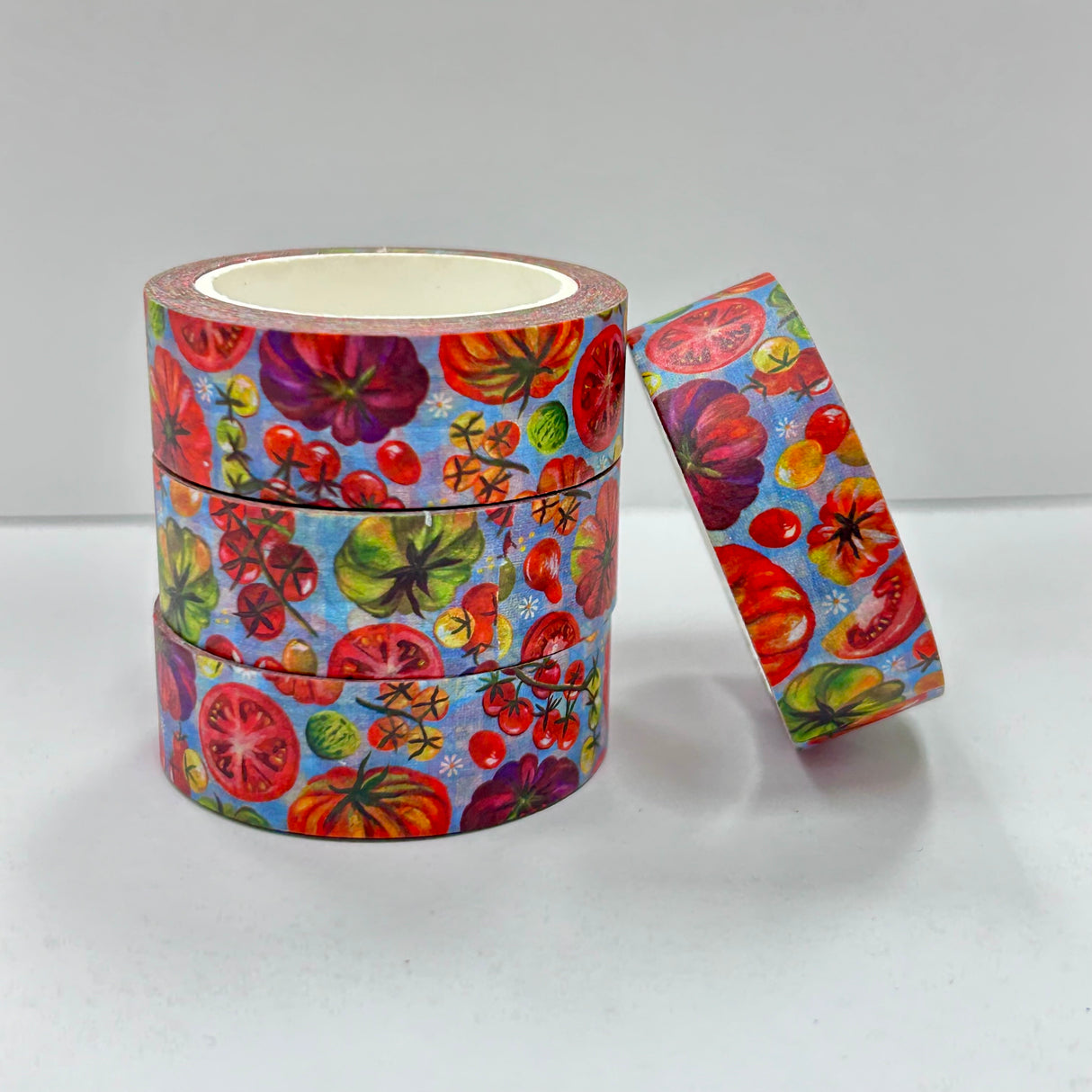 Katie Daisy Washi Tape - Tomatoes
There are so many uses for washi tape! You can use it for scrapbooking, gift wrapping, and even home decor projects :) Add some extra charm to your letter-writing, use it to tack up photos... the possibilities are endless!
Include 1 roll of washi
Traditional washi tape, printed on rice paper
Each roll is 15mm wide, 10m long, and the pattern reprints every 350mm.
Semi-transparent 