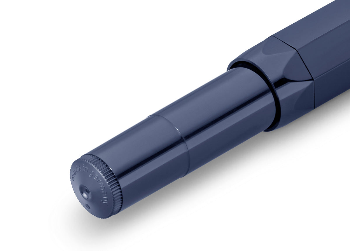 Kaweco CLASSIC SPORT Gel Roller Navy
The rollerball in the color navy captivates with a deep, saturated blue. The color name was coined by the dark blue uniforms of the British Royal Navy officers of the 17th century. It makes us dream of the vastness of the sea and promotes our inspiration.