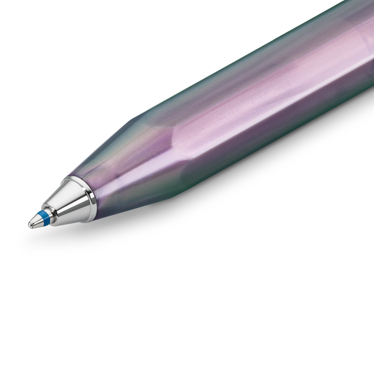 Kaweco LUNAR SPORT Ballpoint Pen - Shadow Purple
Mysterious as the moon
The Lunar cycle has come to completion. Two more stunning hues are added to the Kaweco Lunar series: Our darker Shadow Purple is reminiscent of delicate orchid blossoms, while Light Purple, with its pale, mauve shimmer, evokes the soft light of the moon.