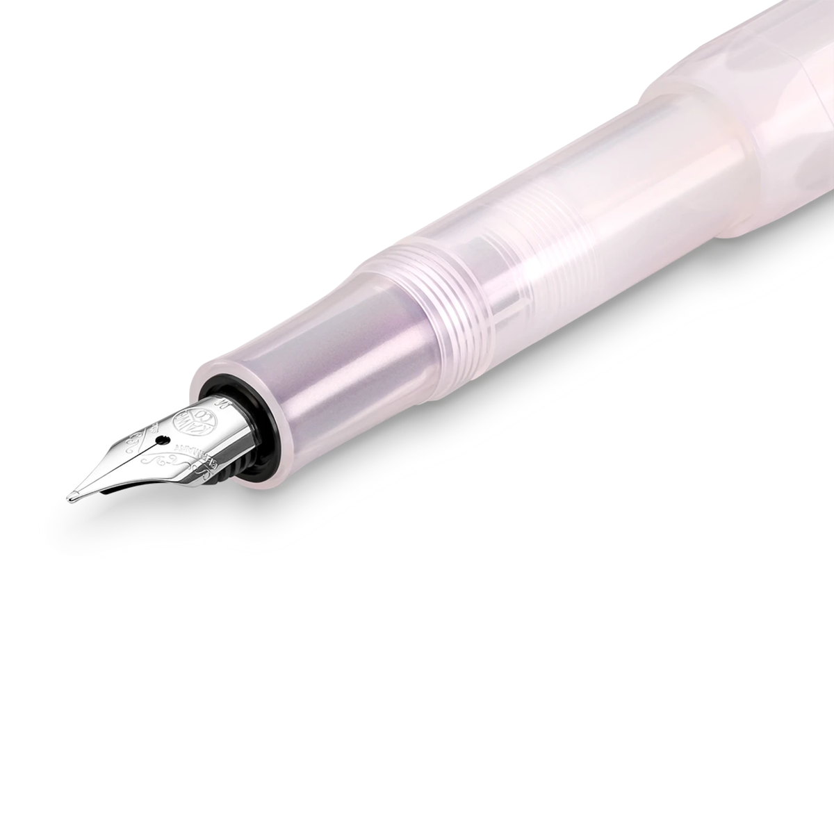 Kaweco LUNAR SPORT Fountain Pen - Light Purple
Mysterious as the moon
The Lunar cycle has come to completion. Two more stunning hues are added to the Kaweco Lunar series: Our darker Shadow Purple is reminiscent of delicate orchid blossoms, while Light Purple, with its pale, mauve shimmer, evokes the soft light of the moon.
They are both imbued with a fascinating colour-changing iridescent effect, making the multicoloured hues dance around the Lunar Sport depending on where the light meets it.