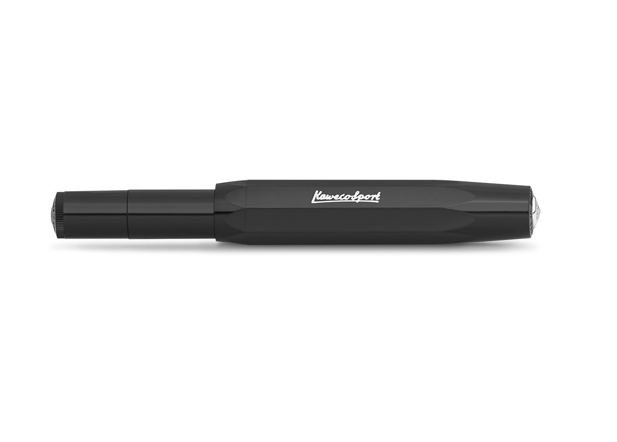 All black everything - our fountain pen in black performs brilliantly in any situation. The classic and elegant colour can be combined with various notebooks, papers and other accessories.
In 1911 something remarkable by the name of Kaweco Sport was created. The pocket fountain pen only measures 10.5 cm when closed, therefore it can easily be taken anywhere. With the cap attached, it grows to a normal size of 13 cm.
You can choose between five nib sizes from extra fine (EF) to extra broad (BB). If you'r