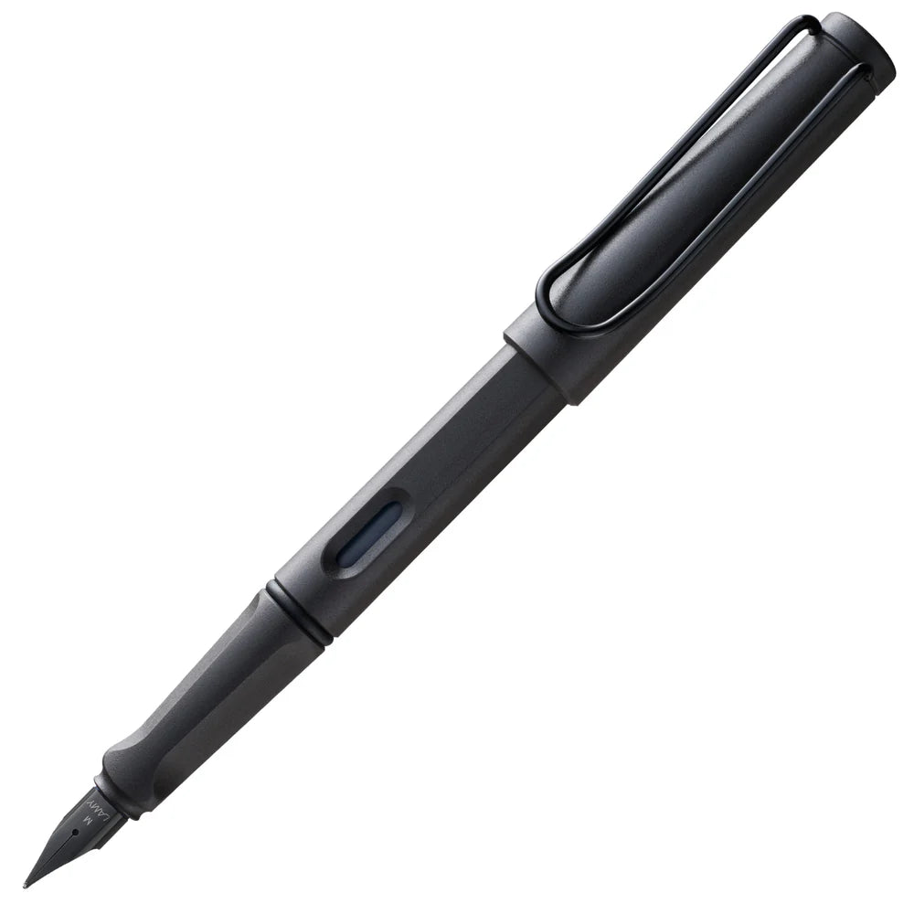 Fountain pen, icon, global success: the LAMY safari has been a beloved classic since its introduction in the 1980s and enjoys a cult status untypical for a writing instrument. Countless colours and ever-changing special editions make hearts beat faster - whether for the pencil case or the carefully curated fountain pen collection.
The LAMY safari is more than the sum of its details: it is aesthetic, robust and individual. The distinctive, self-sprung clip keeps the writing instrument securely fastened in p