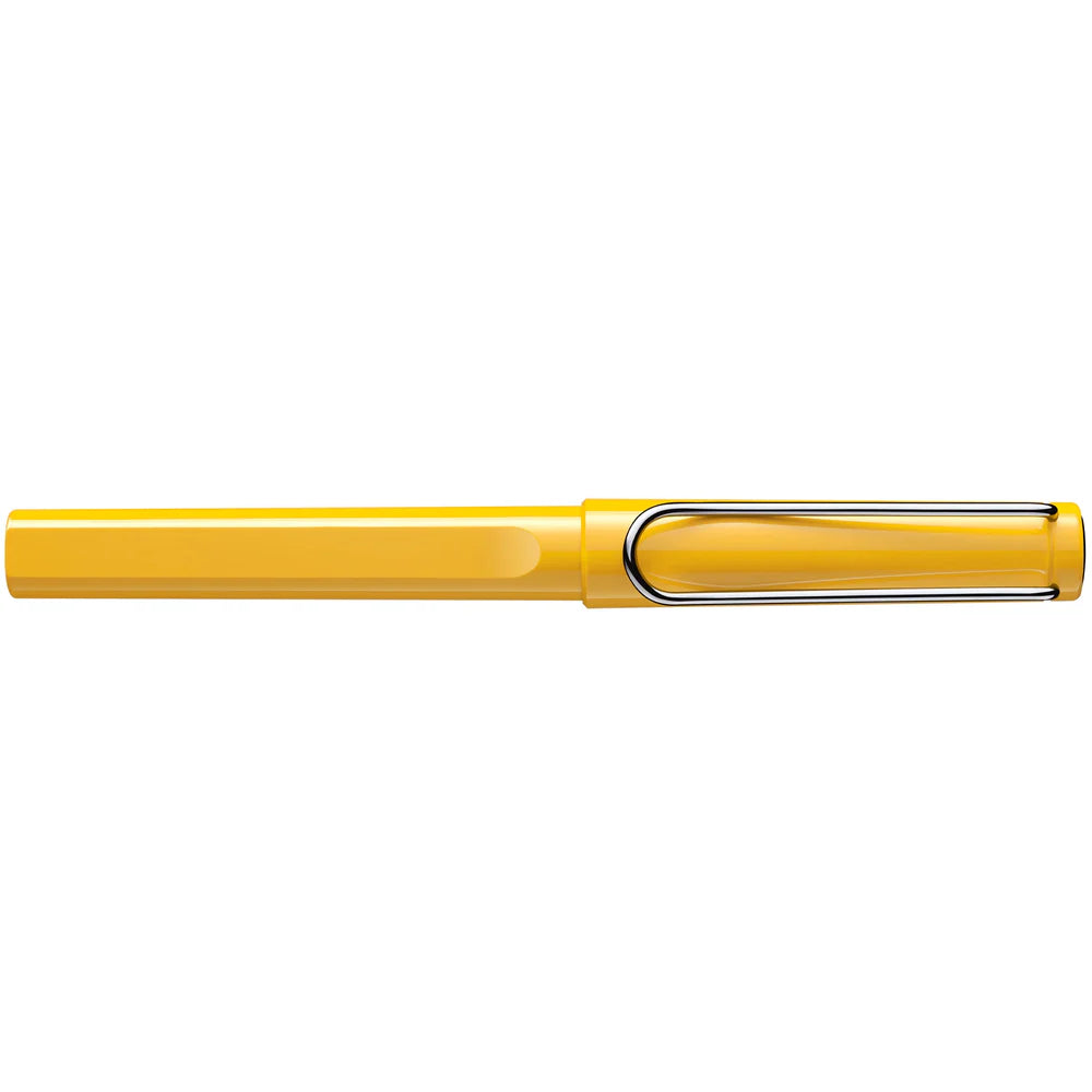 Fountain pen, icon, global success: the LAMY safari has been a beloved classic since its introduction in the 1980s and enjoys a cult status untypical for a writing instrument. Countless colours and ever-changing special editions make hearts beat faster - whether for the pencil case or the carefully curated fountain pen collection.
The LAMY safari is more than the sum of its details: it is aesthetic, robust and individual. The distinctive, self-sprung clip keeps the writing instrument securely fastened in p
