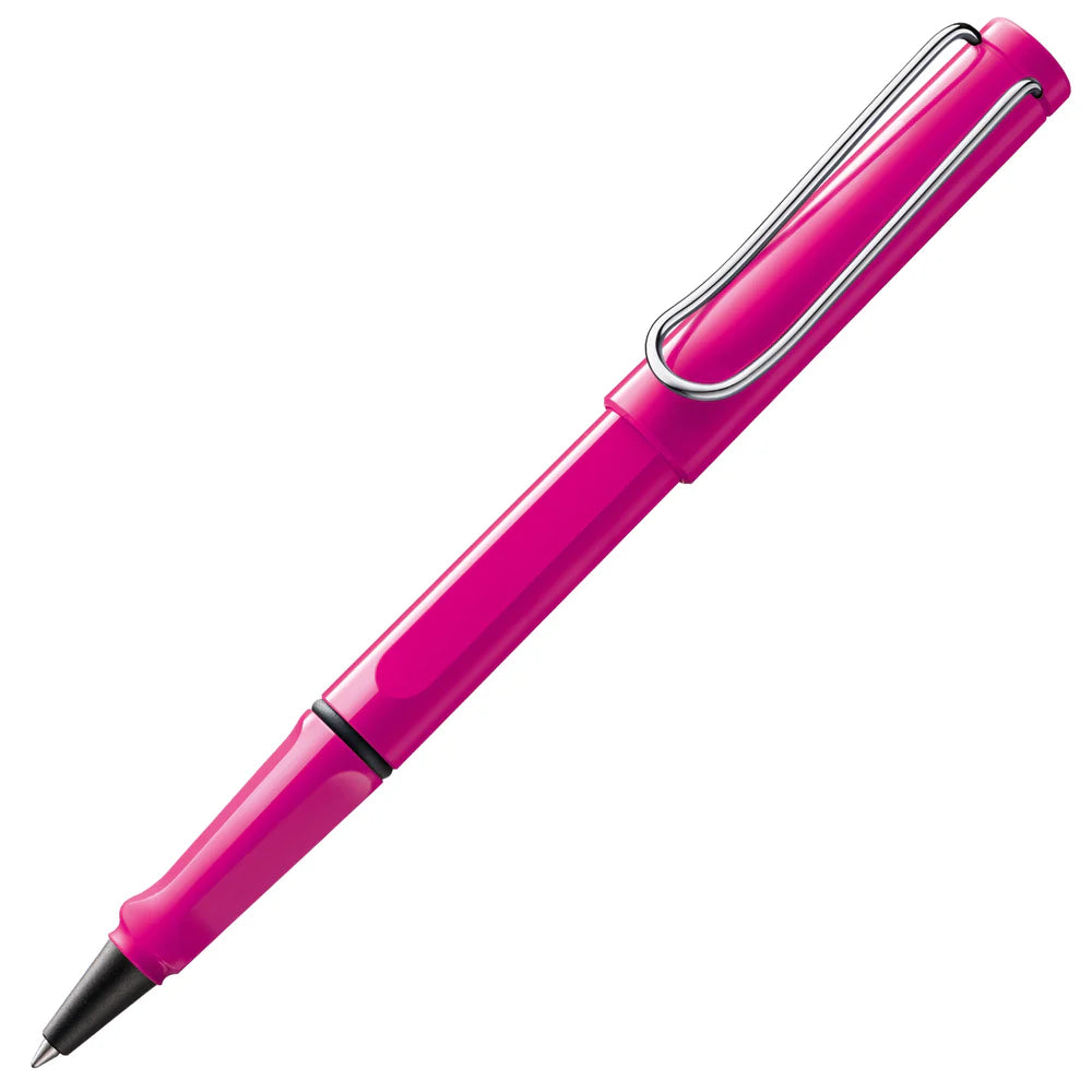 Fountain pen, icon, global success: the LAMY safari has been a beloved classic since its introduction in the 1980s and enjoys a cult status untypical for a writing instrument. Countless colours and ever-changing special editions make hearts beat faster - whether for the pencil case or the carefully curated fountain pen collection.
The LAMY safari is more than the sum of its details: it is aesthetic, robust and individual. The distinctive, self-sprung clip keeps the writing instrument securely fastened in p