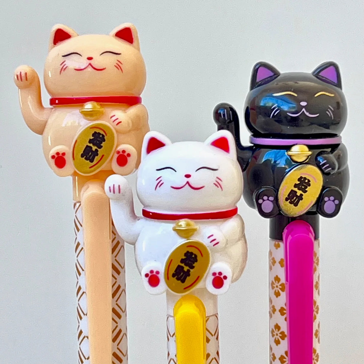 Bring a little good luck and a lot of cuteness to your writing routine with these pens! Each click makes the cat’s tiny paw move, adding a playful surprise every time you write. Smooth black gel ink and an adorable design make this pen a must‑have for stationery lovers and cat fans alike.
• Black Ink
• Writes very smoothly
• Measures approx. 6" - 7"
• Includes 1 pen, we will send one random color/design
