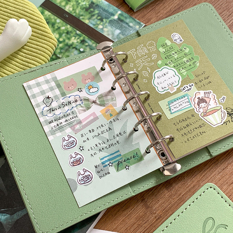 Molinta - Green A6 Six Ring Binder Cover
A compact A6 six ring binder from Molinta, designed for everyday notes, lists, and creative planning. Lightweight and easy to carry, it’s an ideal companion for quick thoughts, reminders, and daily jotting.
Specifications: 110mm x 190mm
Sanded PU Leather, soft feel, durable and resistant
Inserts not included