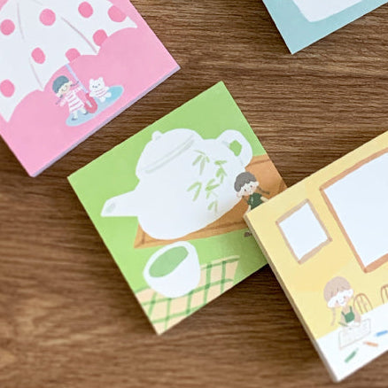 Molinta - Tea Tasting Sticky Notes
Take notes or decorate your planner with this cute sticky note set! Perfect for jotting quick reminders, marking pages, or decorating your journal, this petite sticky note pad brings adorable vibes to your everyday stationery routine.
With 12 different designs to choose from, you can pick your favorites or collect the whole set.
50mm x 50mm (Approx 2in x 2in)
120g white kraft paper
50 pages
Includes 1 pattern