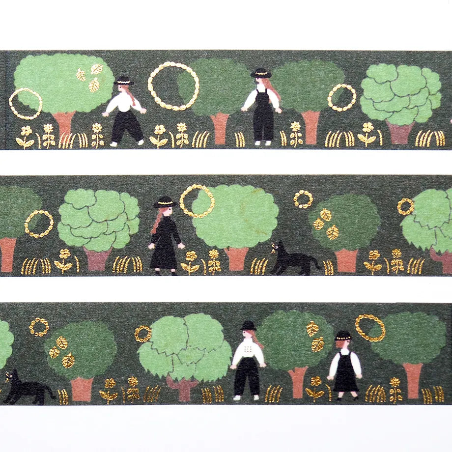 Foil-stamped masking tape for the Illustrator Unit and tie. In the deep green forest, you'll find sparkling flowers and black cats. The gold foil stamping applied throughout the tape adds a design accent. Cut short to use as stickers, or as a pop point in wrapping or decoration.
✨ Product Features
Gold foil stamping for a subtle, elegant shine
Perfect for decorating planners, journals, cards, gifts, and scrapbooks
High‑quality Cozyca Products washi tape
Size: 20 mm × 5 m