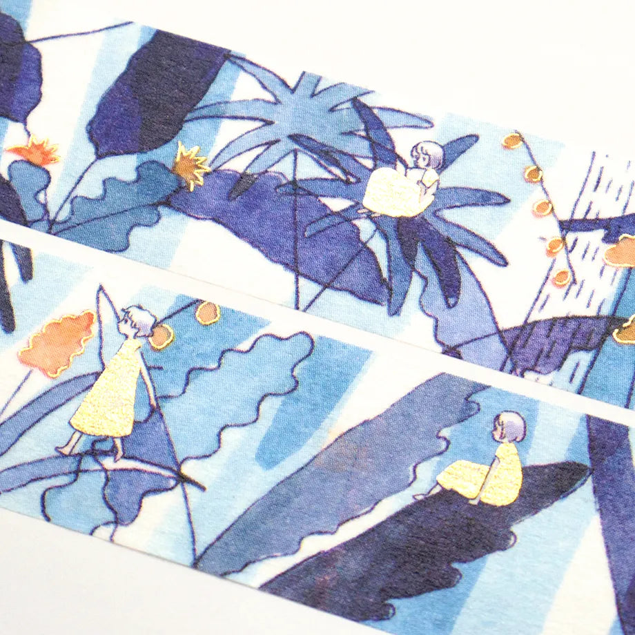 Nettai Foil-Stamped Masking Tape
This masking tape by illustrator Sayuri Fujimaki. The blue-based illustration is accented with sparkling gold foil, creating a stylish design.
20mm wide x 5m long