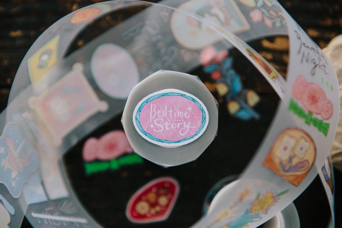 Enjoy these mystical fairy tale themed designs that only come alive during the night time right before bed.
Matte PET Tape
Width: 4.4cm / Length: 10m
88 cm per cycle
