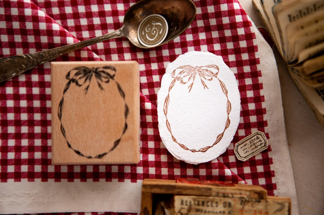 OURS Studio Oval Ribbon Frame Rubber Stamp 4