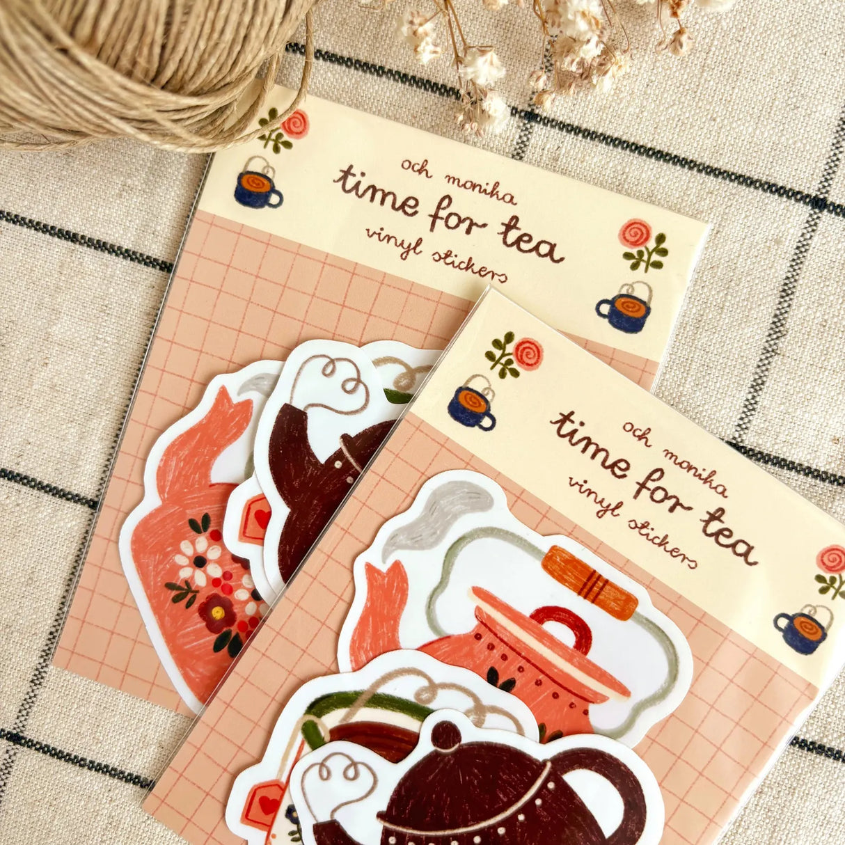 A gentle little treat for tea lovers and slow living souls βπ· This vinyl sticker pack includes three sweet illustrations inspired by warm tea breaks and floral tea pots. Decorate your planner, water bottle or happy mail with these charming designs! Makes a perfect little gift or a thoughtful extra to a present π