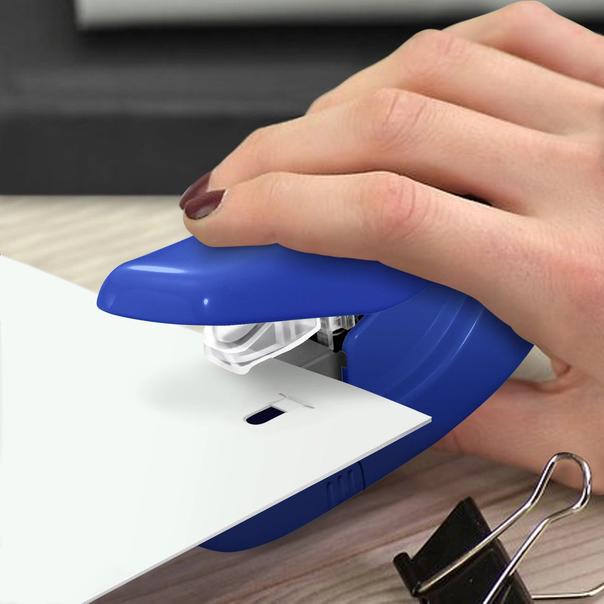 This clinch stapler lets you quickly fasten paper without the use of staples. Never buy staples again. It fastens up to five sheets of paper at a time with a unique inter-folding process. Always ready to use—never worry about running out of staples and safe for children to use.
"Stapled" documents are paper shredder safe.
Perfect for school, home and office.