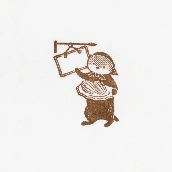 Ressa - A Sea Otter and Shell Madeleines Wooden Stamp
"Otters and Madeleines" is the story of Otters, who run a madeleine-themed shop by the sea.
Height 110× Width 85mm
Stamp body: Height 31× Width 25× Height 24mm