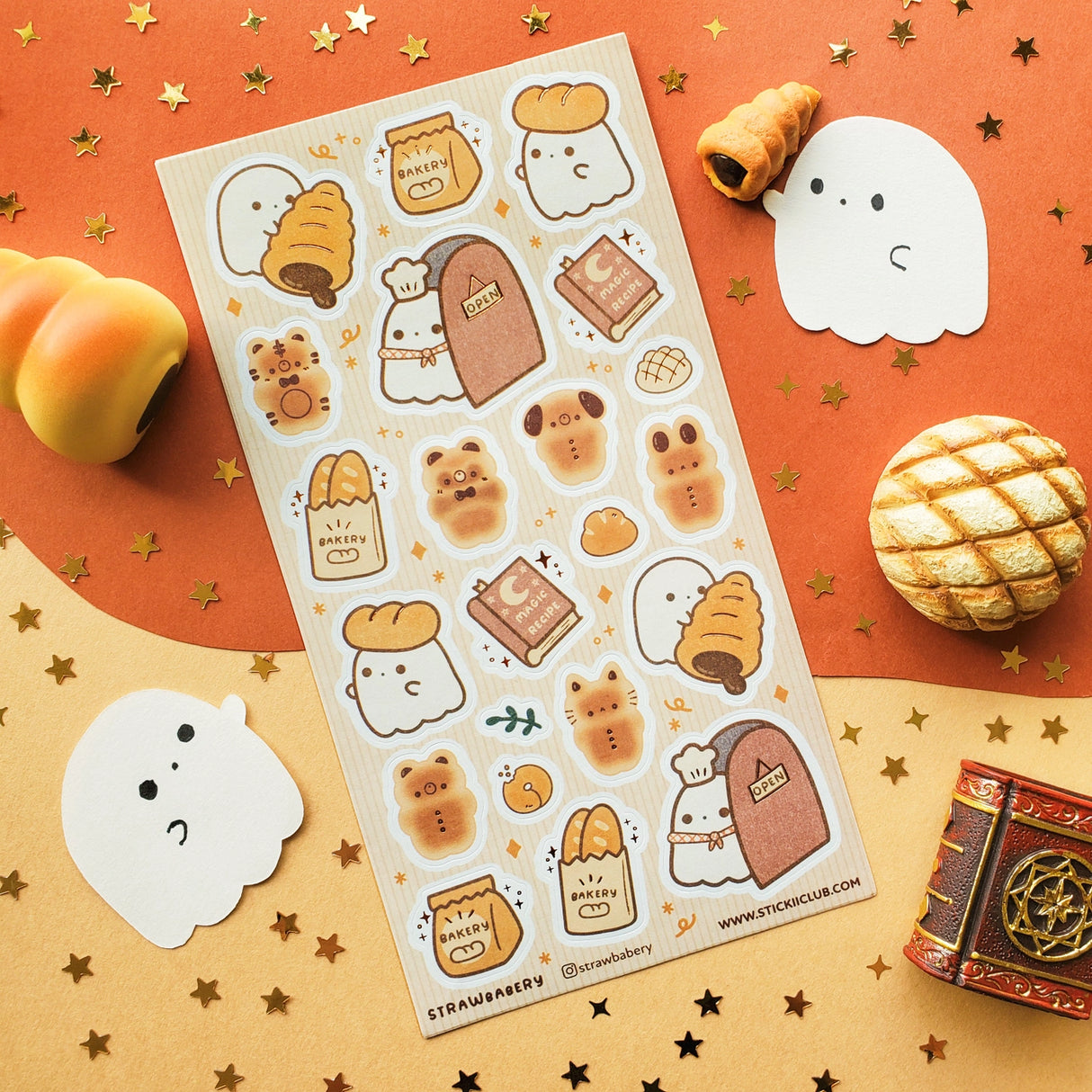 🥐👻 Boo-tiful breads, fresh from the oven! This adorable sheet by @strawbabery whisks you into a ghost-run bakery where the flour is magical and the buns are unbearably cute. From bear-shaped loaves and bunny rolls to bakery bags stuffed with golden baguettes, this set will add just the right dash of sweet and spooky to your day.
Art by: @strawbabery
Top Coating: None
Adhesive Layer: PVC (plastic)
Backing Layer: Clear PET
6.69" x 3.54".
Weight - 0.03lbs.
1 sheet included 