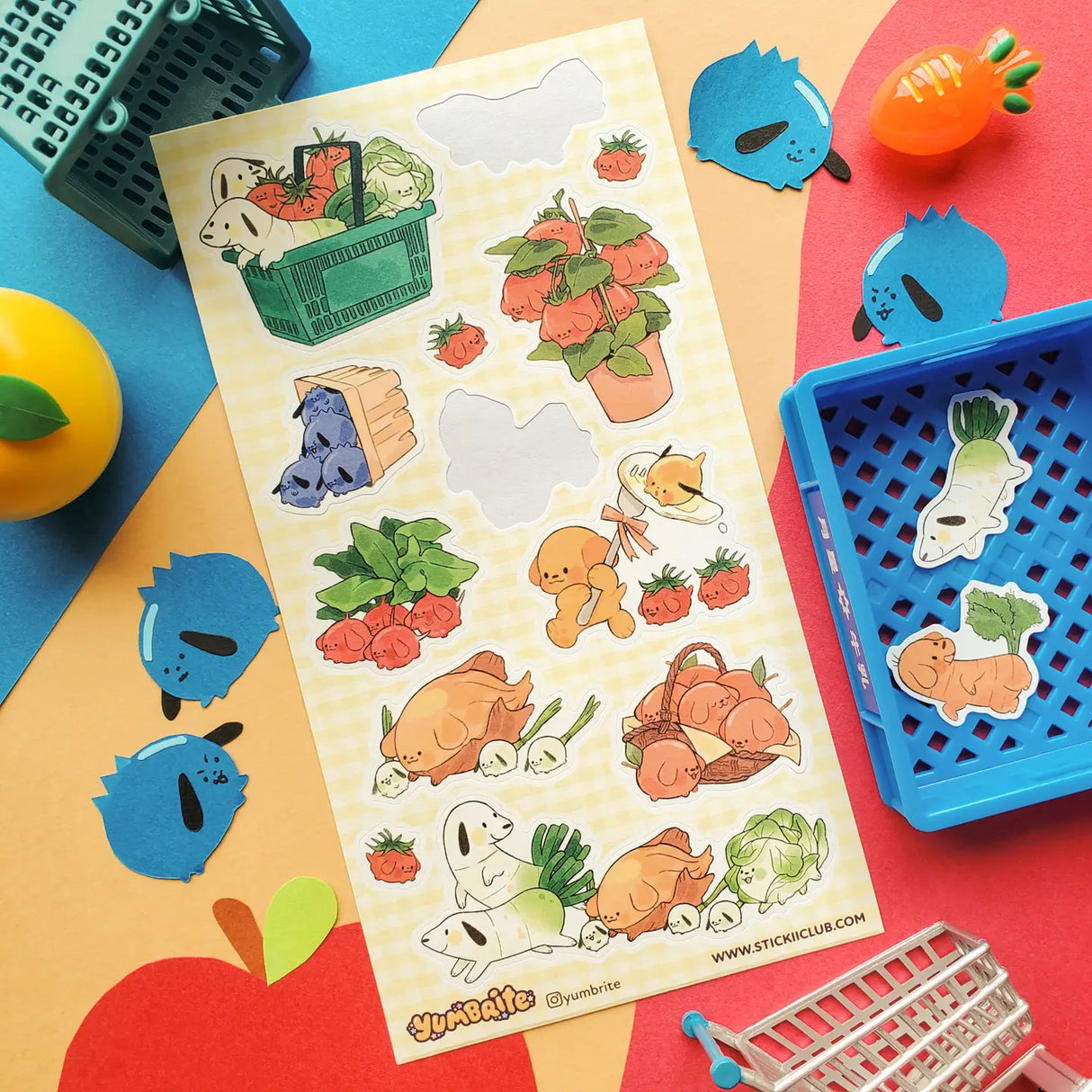 š„š¶ Letās go to the cutest farmers market ever with @yumbriteās veggie pups! From carrot doggos zooming around with leafy greens to tomato buddies piling into produce baskets, these pals take āfarm to tableā fun very seriously. Packed with fresh produce, playful pups, and wholesome charm, this sheet has us excited for our greens!
Art by: @yumbrite
Top Coating: None
Adhesive Layer: Paper
Backing Layer: Paper
6.69" x 3.54".
Weight - 0.03lbs.
1 sheet included