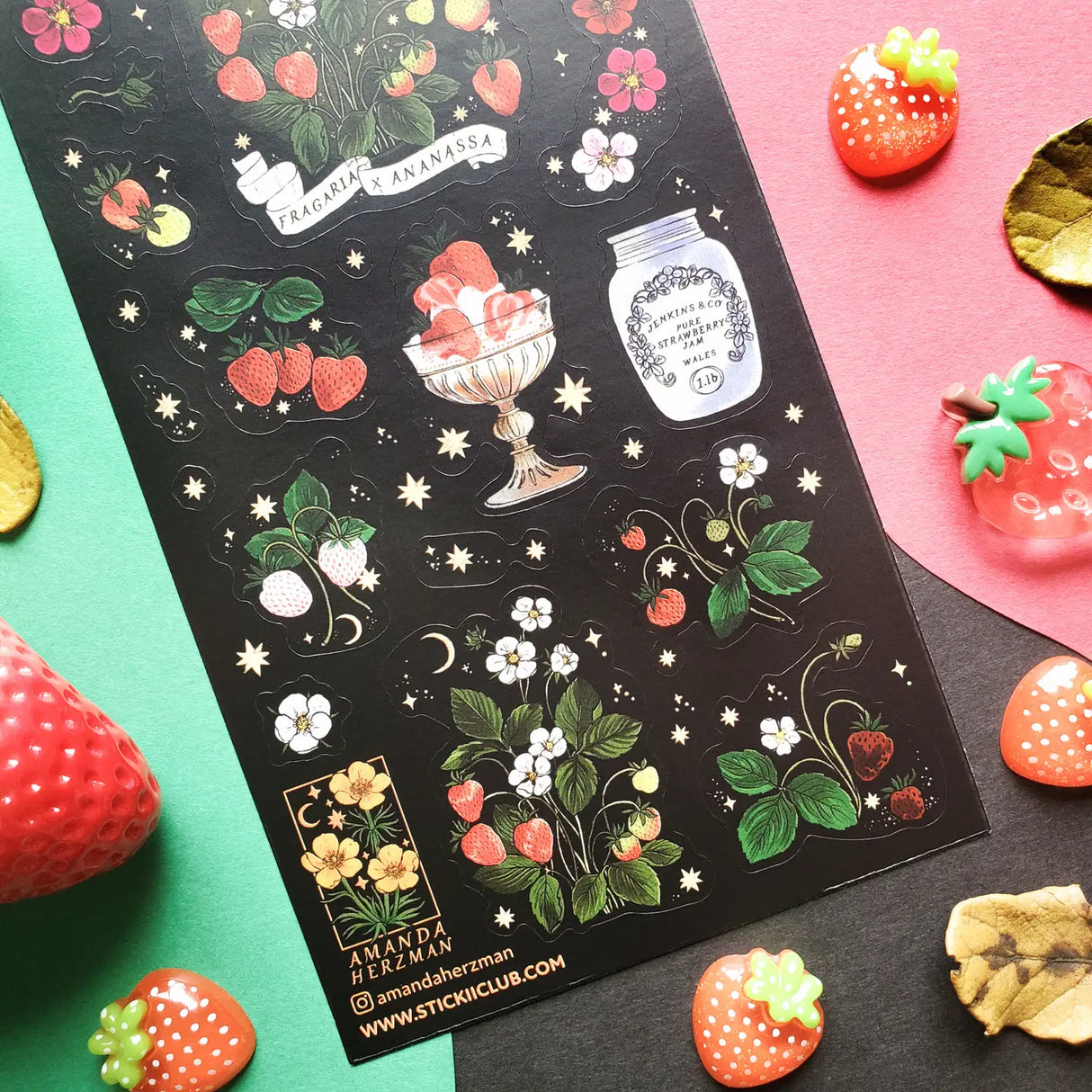 🍓🌙 Ripe with strawberry skies and sweet vibes, this dreamy sheet by @amandaherzman blends botanical beauty with a touch of stardust. Featuring delicate blossoms, ripening berries, and twinkling stars, this set is perfect for adding a hint of celestial wonder to your pages, because strawberries taste even sweeter under the night sky. Art by: @amandaherzman
Top Coating: None
Adhesive Layer: Paper
Backing Layer: Paper
6.69" x 3.54".
Weight - 0.03lbs.