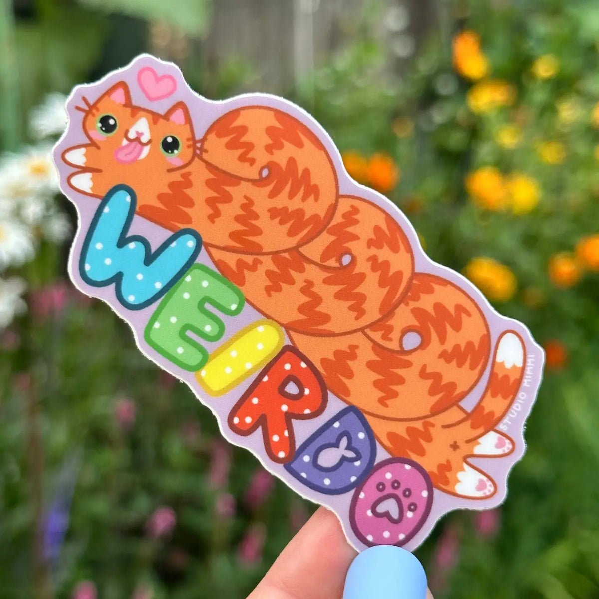 STUDIO Mimmi - Weirdo; Loopy Noodle Cat Vinyl Sticker
Where are my fellow weirdos at? :D Honestly, I wouldn’t want to be anything else ;)
Weatherproof vinyl with a smooth matte finish.
Size 1.75” x 3.75” (inches)