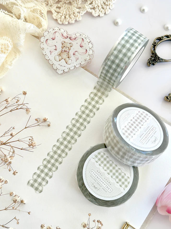 leelajournals Scalloped Plaid Washi Tape
♡ scalloped plaid die cut washi tape
♡ perfect for layering or adding a decorative touch to your journaling!
♡ 16mm wide - die cut washi is very delicate, careful when unraveling!
♡ all washi is 10m long
Illustrated & designed by Aarti from @leelajournals. Colors may vary from screen to screen and real life to photo. 