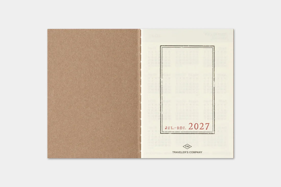 TRAVELER'S notebook 2027 Weekly Diary (Passport Size)
Welcome the upcoming year in high spirits with TRAVELER'S notebook 2027 Diary lineup where each notebook becomes unique by adding your personal flare!
