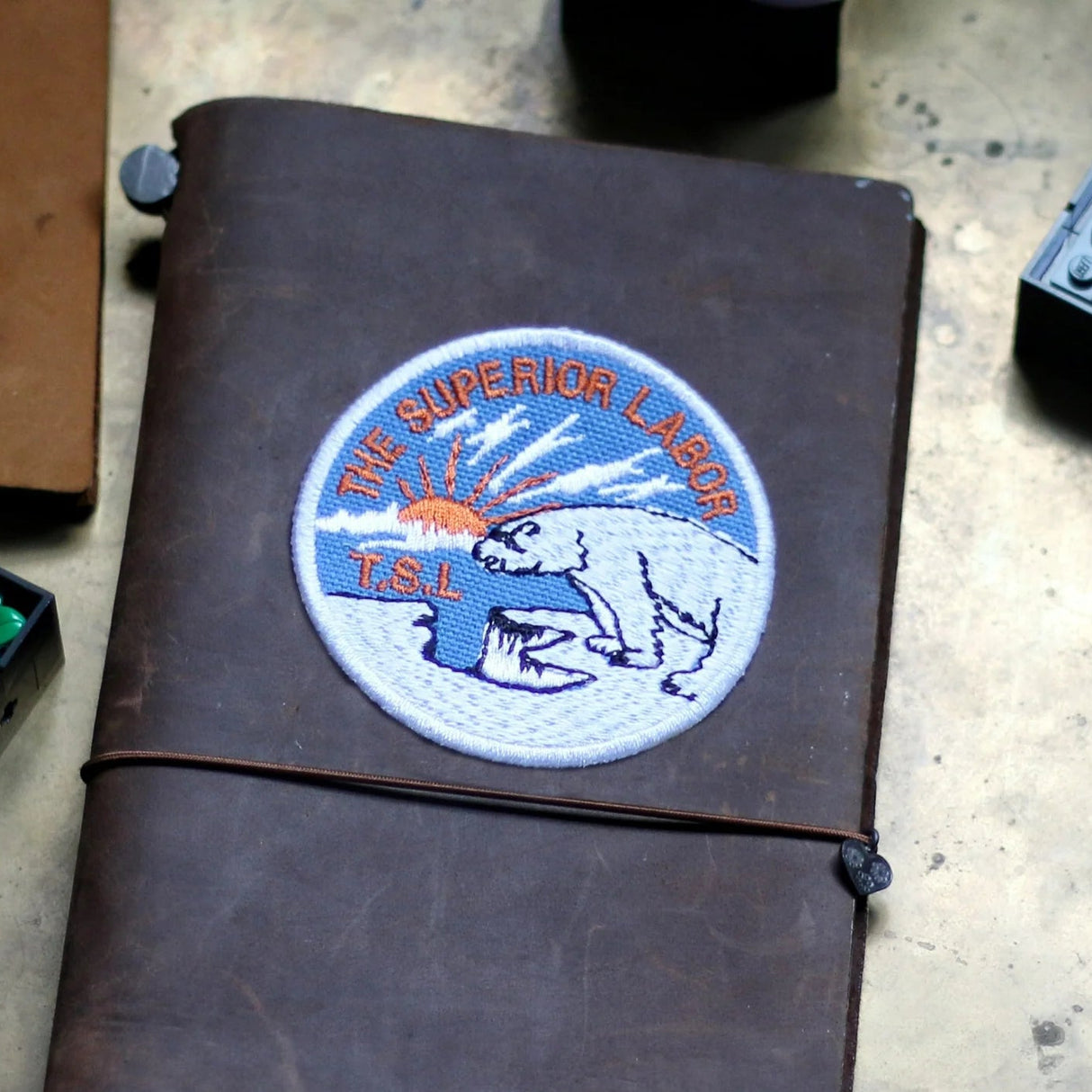 The SUPERIOR LABOR Patch - Polar Bear
TSL original patch. Perfect to decorate your bag, clothes, or journals!
Size: 7.5 cm
Canvas Products
Painted areas may be affected by friction or water, which can cause color transfer. Please handle with care.
Includes 1 Patch
