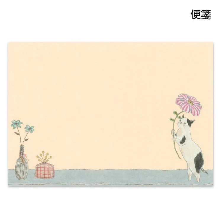 Tocorocomugi Flower Kitty Letter Set
We will deliver the unique daily life of Comugi animals that will make you feel warm and gentle.
A letter set that is conveniently sized and easy to gift to others.
You can enjoy plenty of illustrations with multiple letters and envelopes.