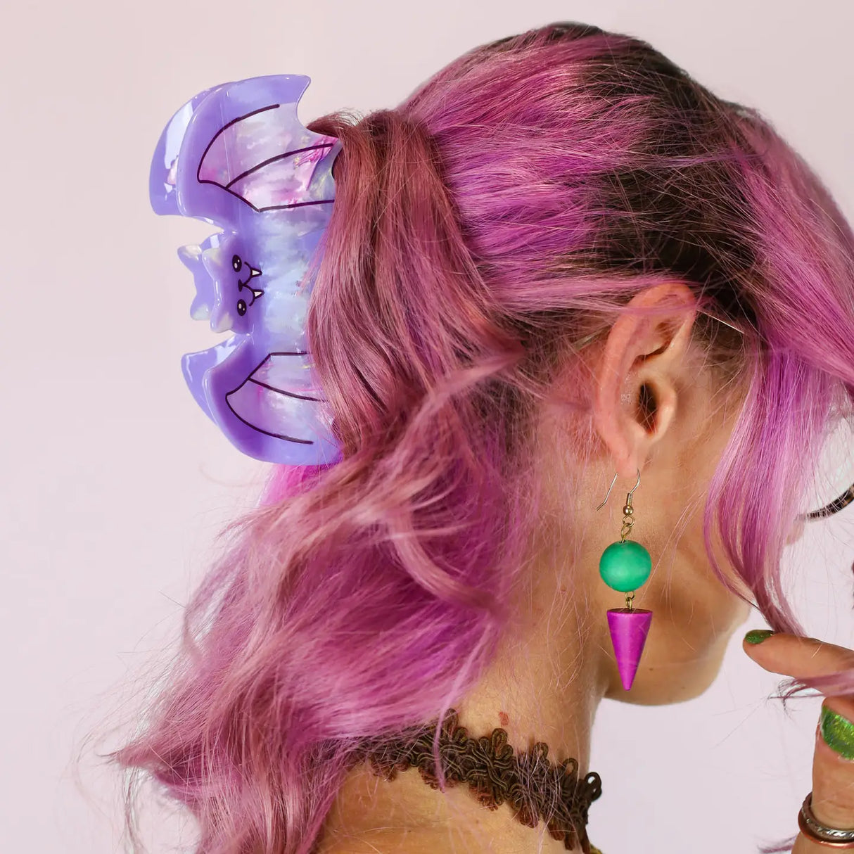 Turtle Soup Bat Pastel Hair Claw