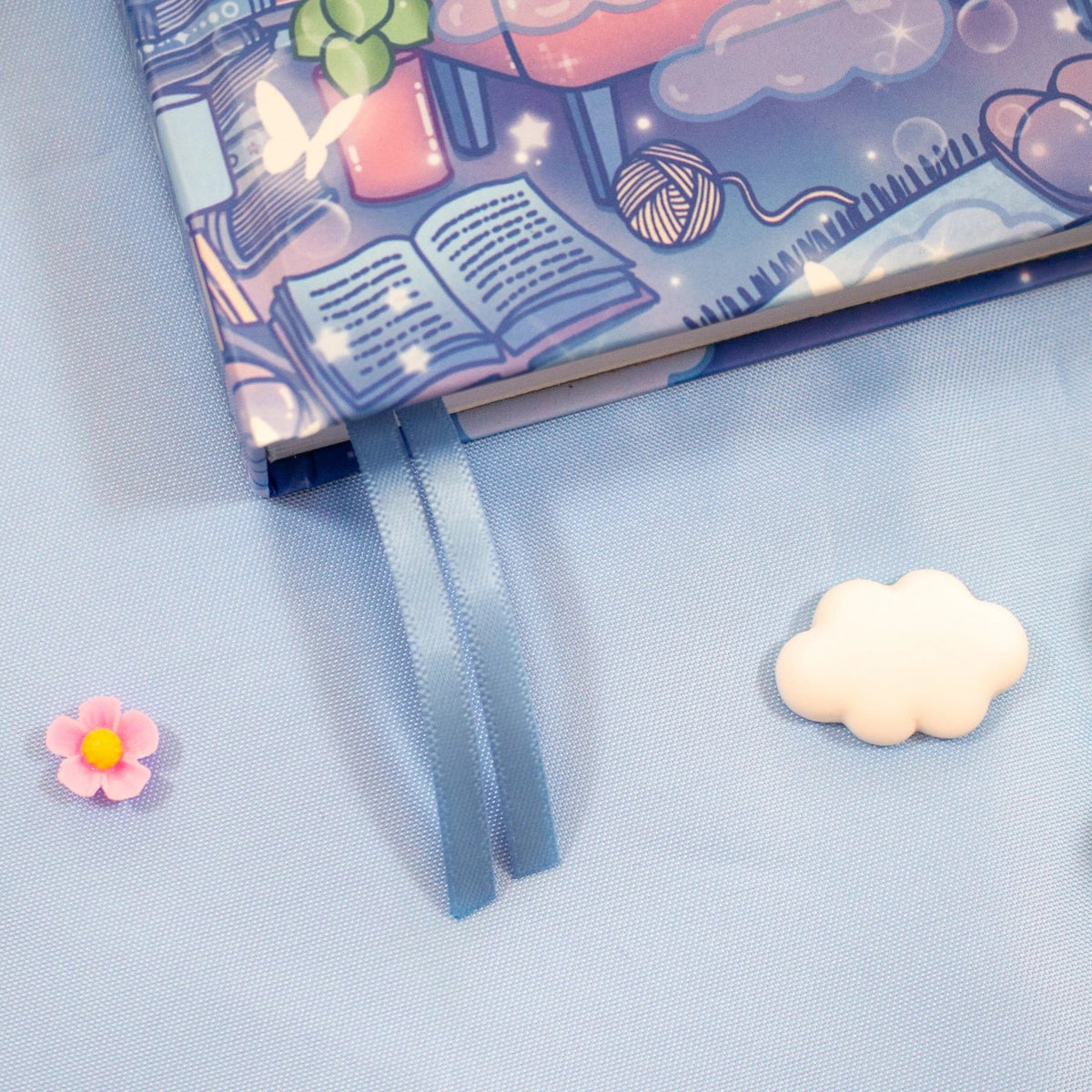 Unicorn Eclipse - Reading Room Dotted Journal
✧Size & Materials✧
Size: A5 (approximately 5.8 x 8.3 inches)
Smooth hardcover, rounded corners
160 dot grid pages, 160 gsm
Includes 2 ribbon bookmarks, elastic band, and back pocket