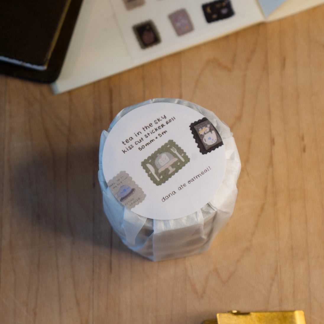 Washi sticker roll - it's like endless stickers, sort of!
Measurements: 50 mm x 5m