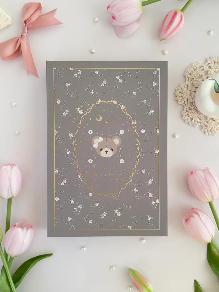 leelajournals Bear B6 Notebook (Dotted, Grid)