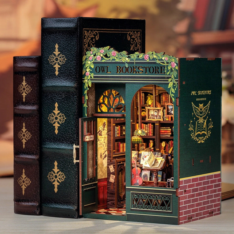 Diy Book Nook Kit: Owl Bookstore