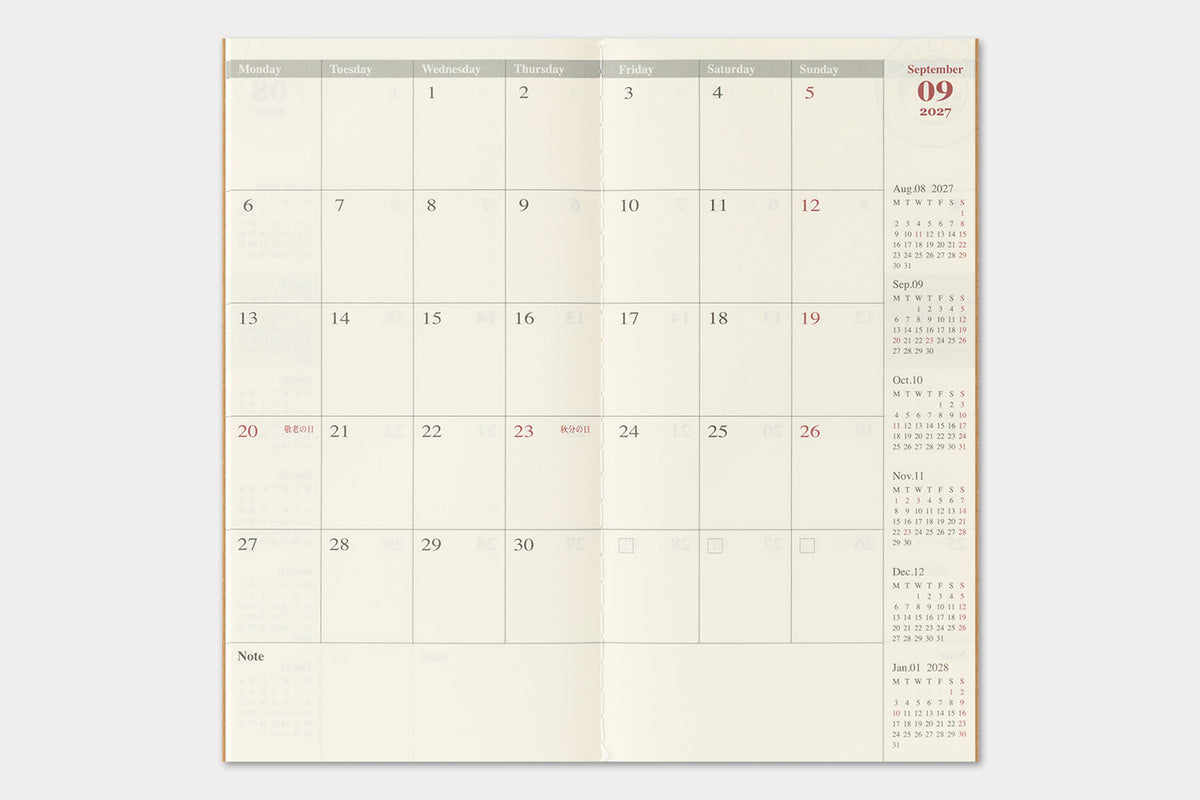 TRAVELER'S notebook 2027 Monthly Diary (Regular Size)

Welcome the upcoming year in high spirits with TRAVELER'S notebook 2027 Diary lineup where each notebook becomes unique by adding your personal flare!