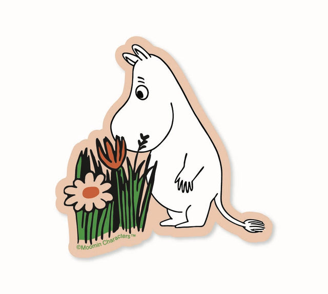 Inspired by Tove Jansson’s beloved world, this collection celebrates the beauty of a slower, gentler way of living where simple pleasures like a warm cup of tea, a quiet walk, and time spent with friends mean everything. Each piece reflects the spirit of Moominvalley: thoughtful, whimsical, and rooted in everyday joy.