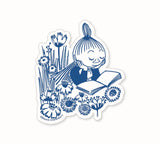 Inspired by Tove Jansson’s beloved world, this collection celebrates the beauty of a slower, gentler way of living where simple pleasures like a warm cup of tea, a quiet walk, and time spent with friends mean everything. Each piece reflects the spirit of Moominvalley: thoughtful, whimsical, and rooted in everyday joy.