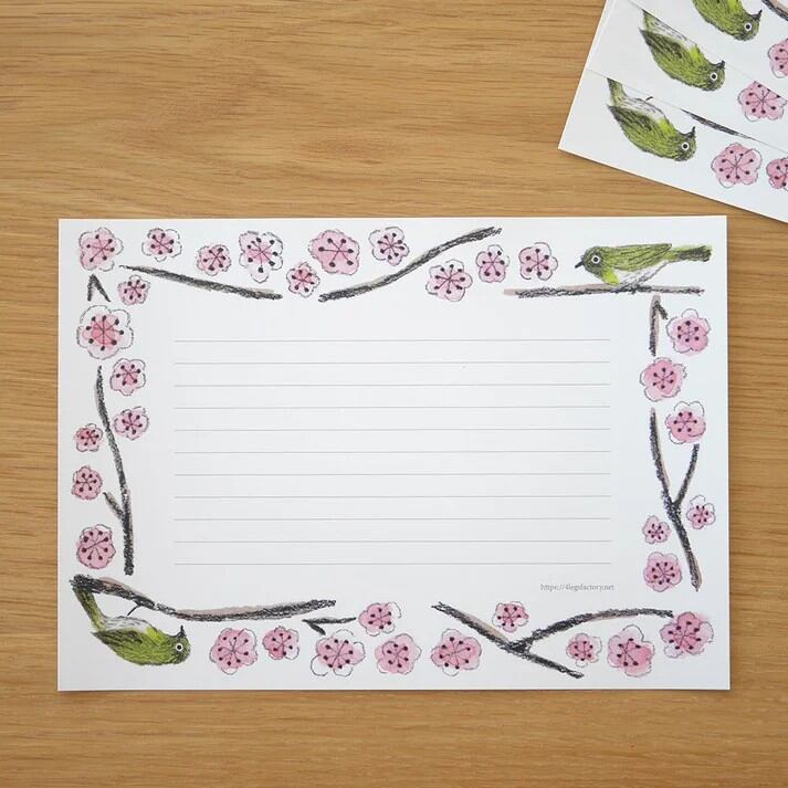 Featuring charming watercolor of various birds from Japanese illustrator 4legs

It is a convenient size that is not too big or too small.&nbsp;You can use it&nbsp;as a communication tool for small thank you and announcements.&nbsp;It is a great gift for people who like paper.&nbsp;The gorgeous and gentle designs&nbsp;will make you feel warm and fuzzy.&nbsp;

Contents: 40 sheets (10 types x 4 sheets each)
Size: A5 size (148mm×210mm)