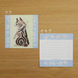 Featuring charming watercolor of cats with flowers and plants from Japanese illustrator 4legs

It is a convenient size that is not too big or too small.&nbsp;Please use it&nbsp;as a communication tool for small thank you and announcements.&nbsp;There are no lines on the front side, so&nbsp;you can use it freely as&nbsp;a shop card or business card&nbsp;with stamps and stickers&nbsp;as well as memos and letters.&nbsp;It is a great gift for people who like paper.&nbsp;The gorgeous and gentle designs&nbsp;will