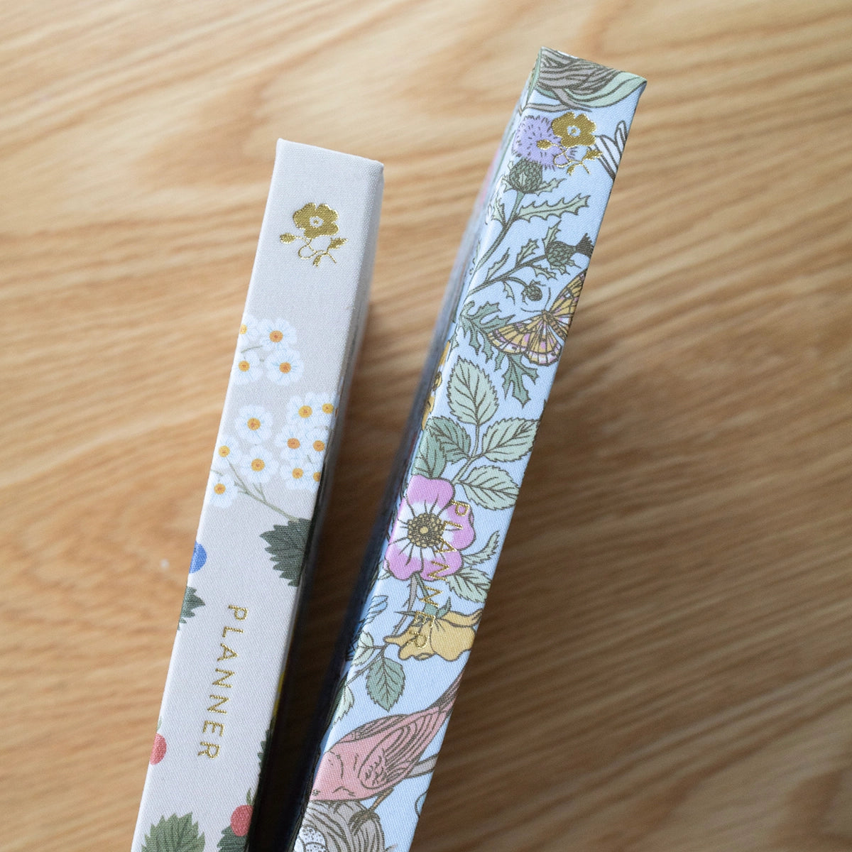 Botanica Paper Co. Linen Bound Undated Weekly Planner - Garden Floral